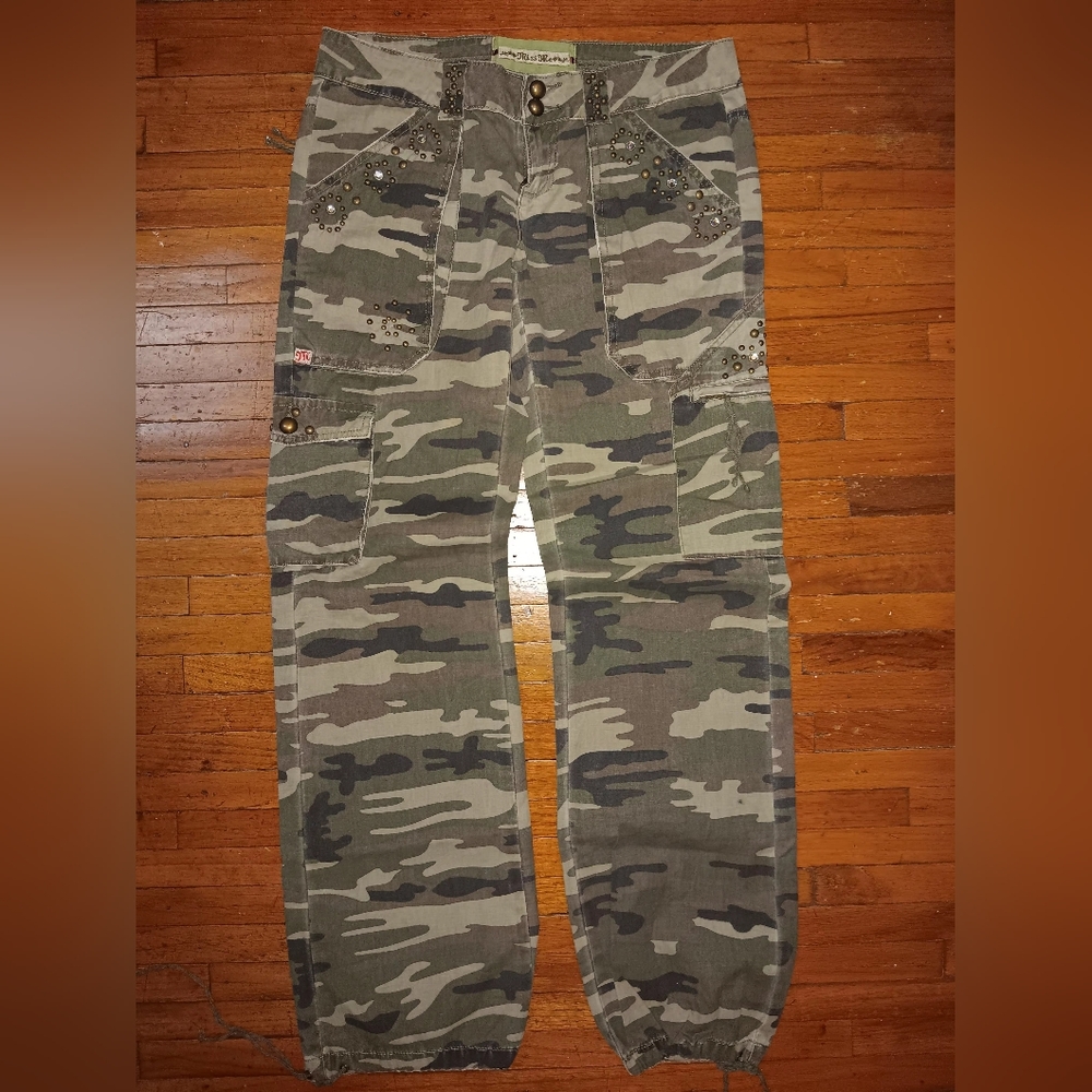 Miss Me Gray/Green Camouflage Pants